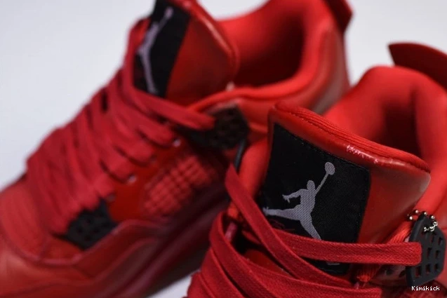 AV3914- Singles 1060 4 Air SportInspired Day Jordan 0521